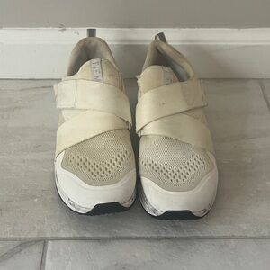 Tiem Cream Athletic Cycle shoes